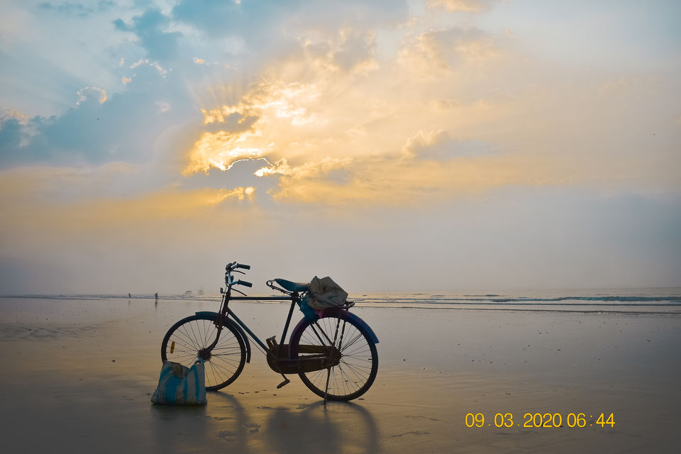 Photo of IN SEARCH OF VITAMIN SEA. WEEKEND DRIVE TO MANDARMANI AND TAJPUR. 39/78 by Sujoy