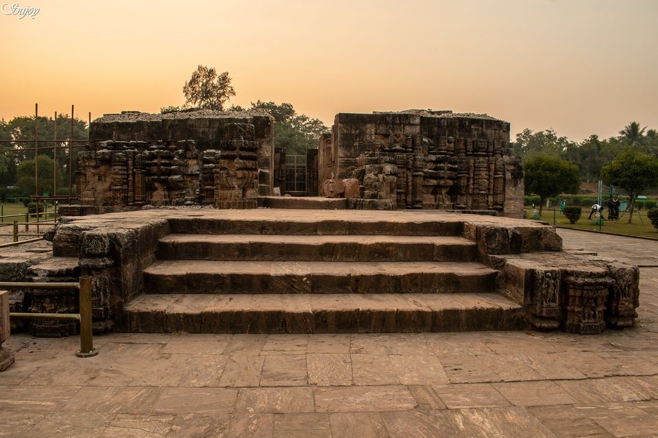 Photo of Konark. The temple of Sun God 11/18 by Sujoy