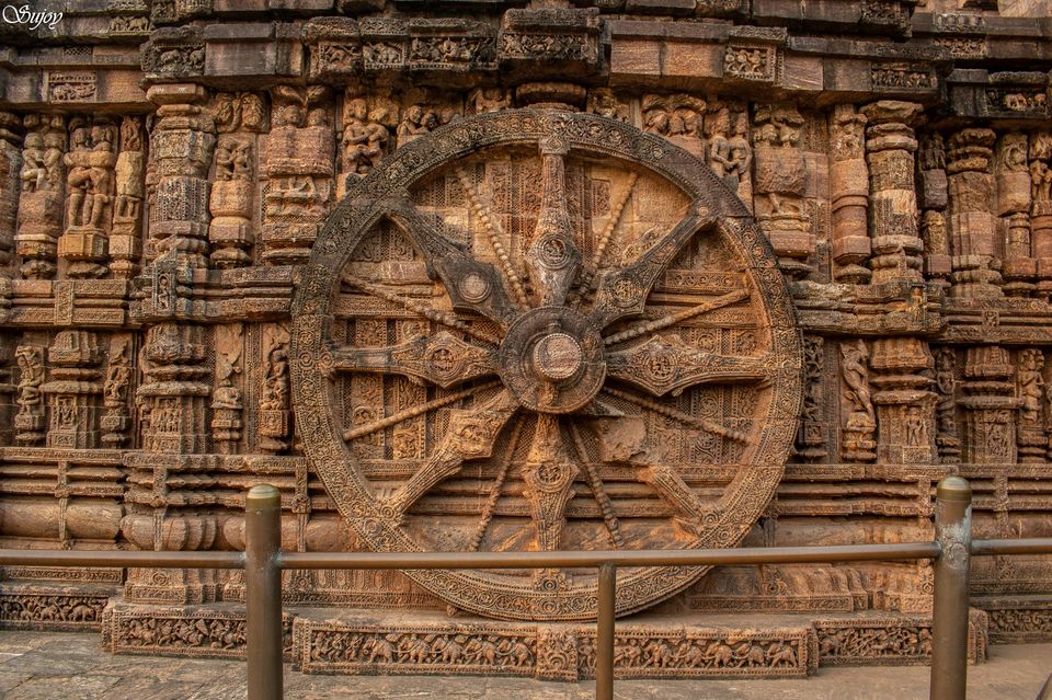 Photo of Konark. The temple of Sun God 13/18 by Sujoy