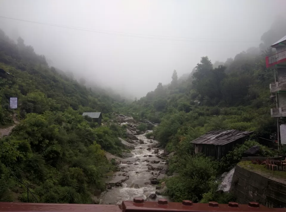 Photo of Manikaran Road, Kullu, India by Lily Bilung