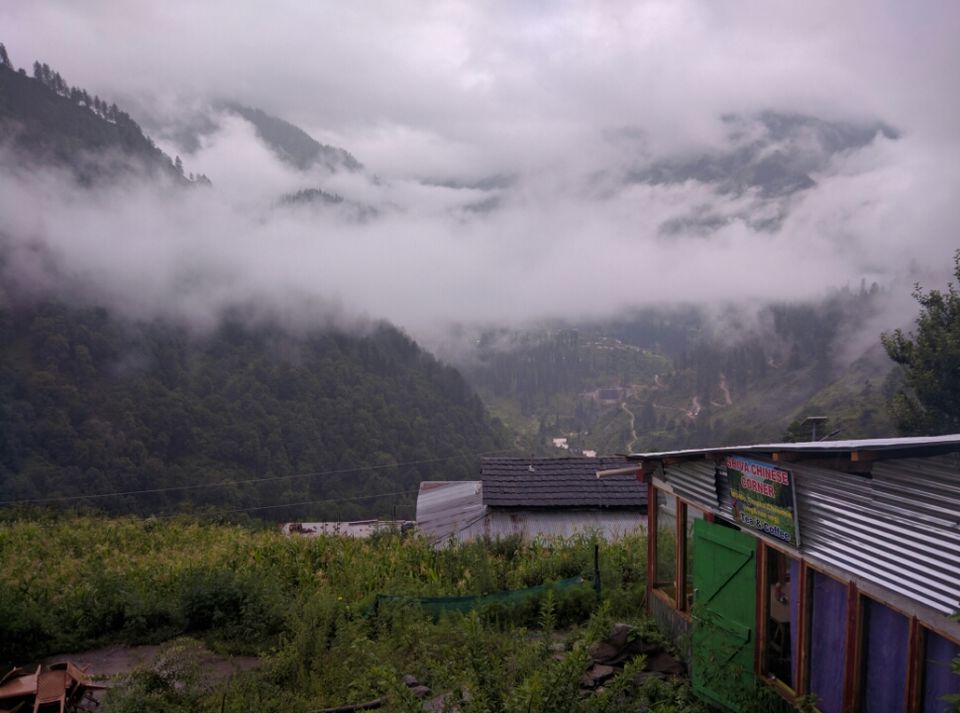 Photo of Manikaran Road, Kullu, India by Lily Bilung