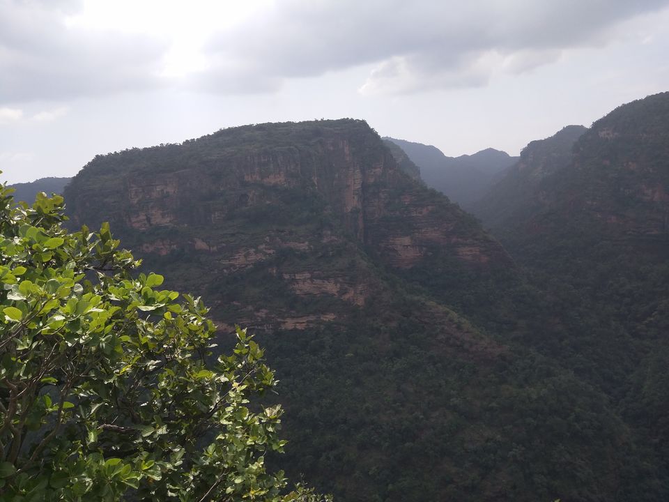 Photo of Trip to Pachmarhi, MP 6/12 by Lily Bilung