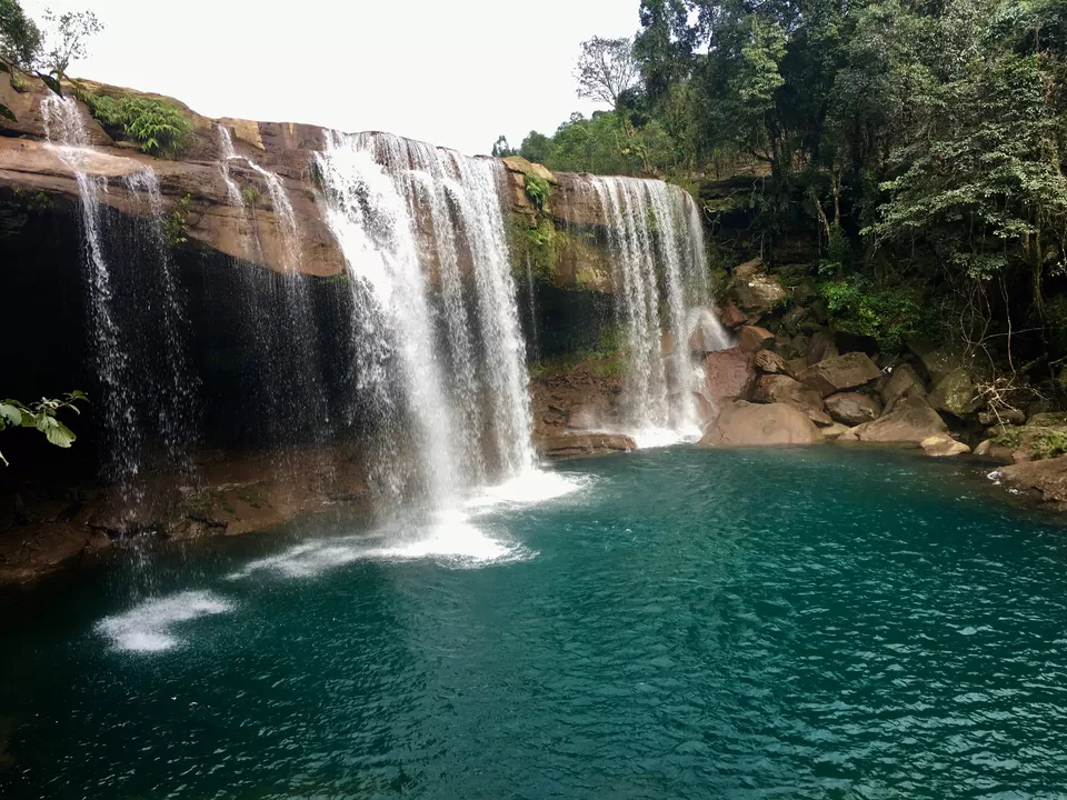 Photo of Krang Suri Waterfall, Meghalaya, India by Pratiti Ahluwalia
