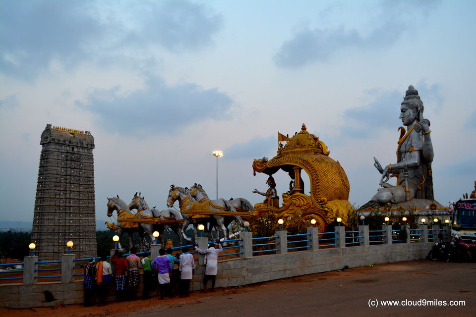 Photo of Murudeshwar - Spiritual & Scenic 8/20 by Cloud9miles