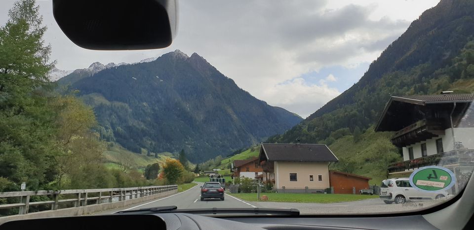 Photo of Exploring some beautiful mountain passes in Austria with Besties... by Shilpa Shenoy