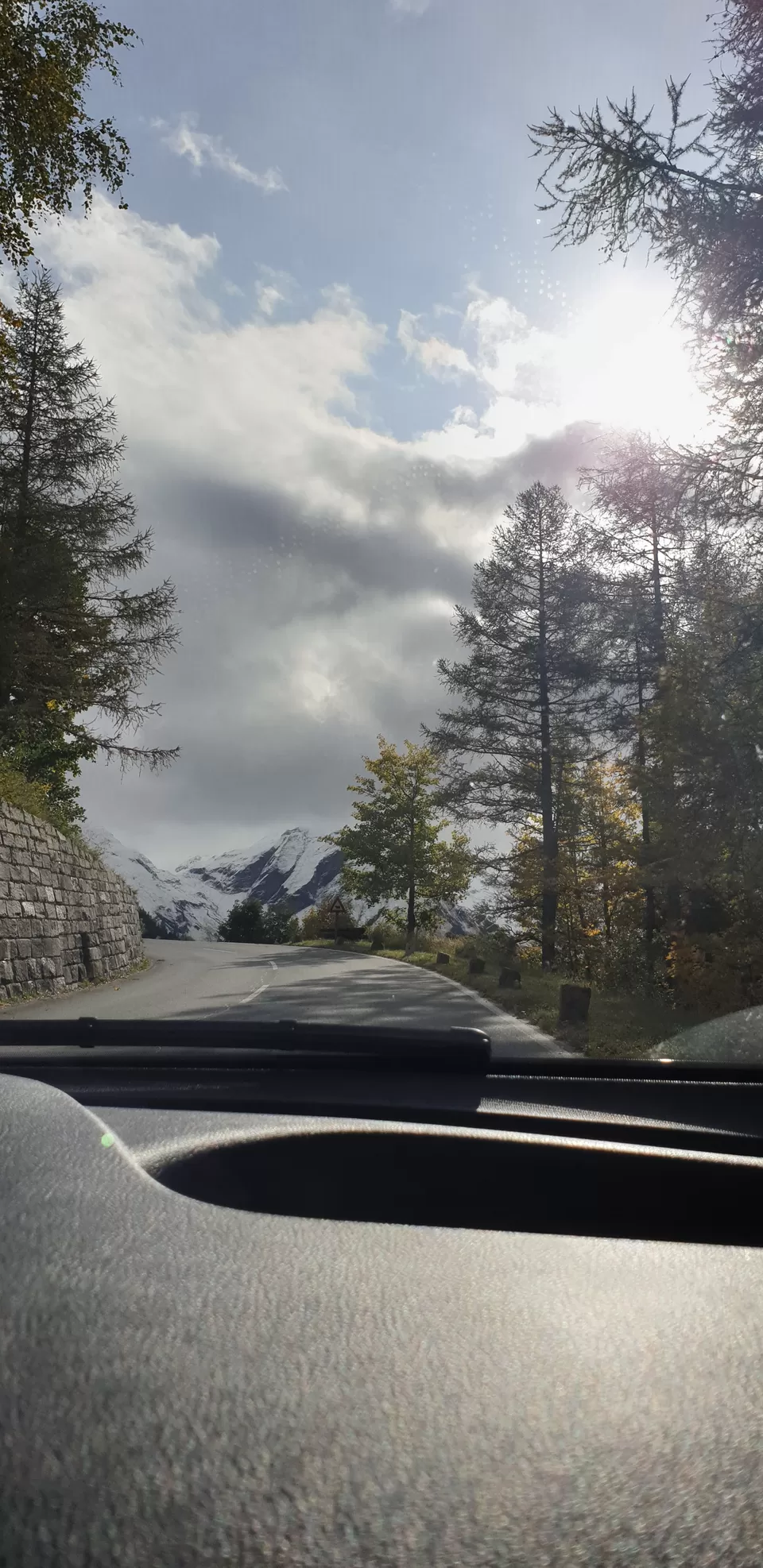 Photo of Exploring some beautiful mountain passes in Austria with Besties... by Shilpa Shenoy