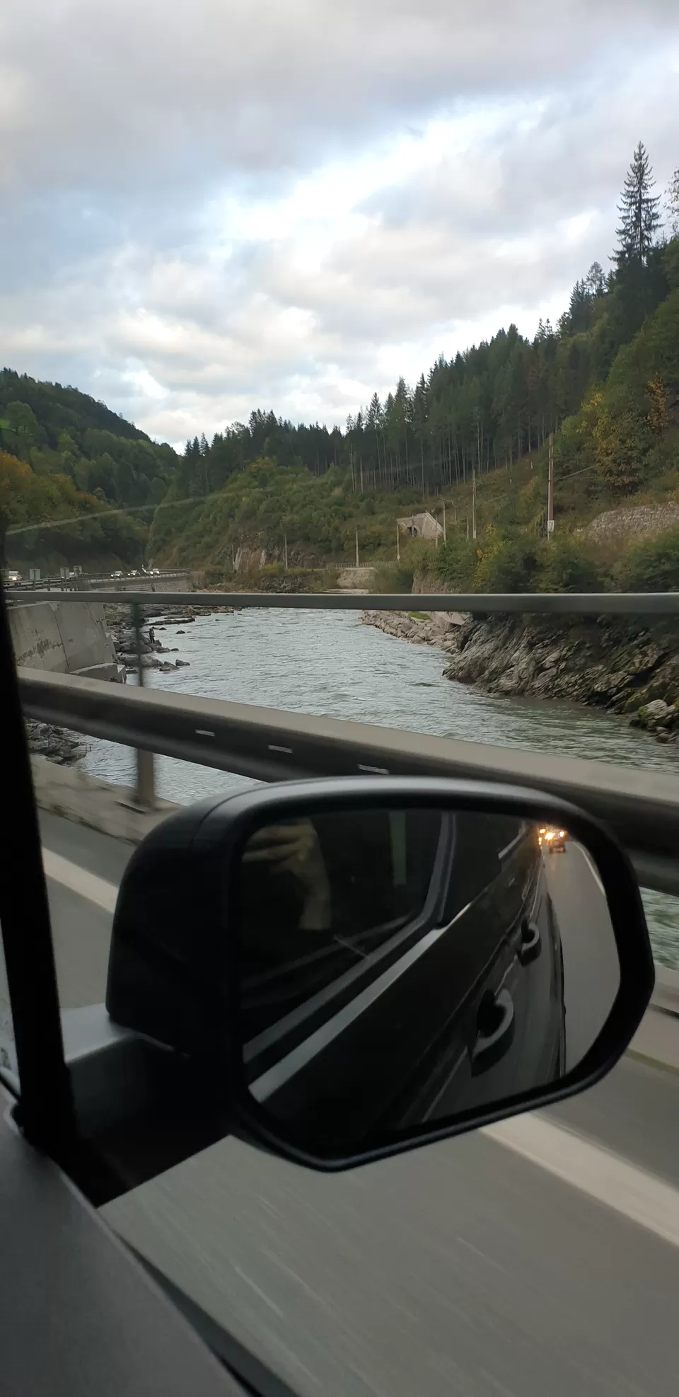 Photo of Exploring some beautiful mountain passes in Austria with Besties... by Shilpa Shenoy