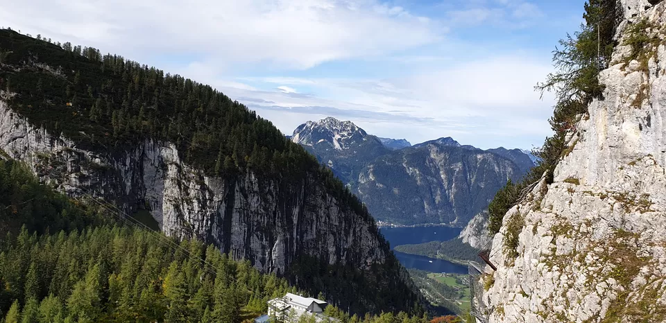 Photo of Exploring some beautiful mountain passes in Austria with Besties... by Shilpa Shenoy