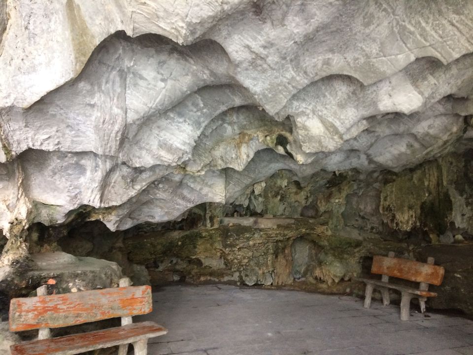 Photo of Vietnam- Halong Bay cruise from Hanoi 10/19 by Vandana K