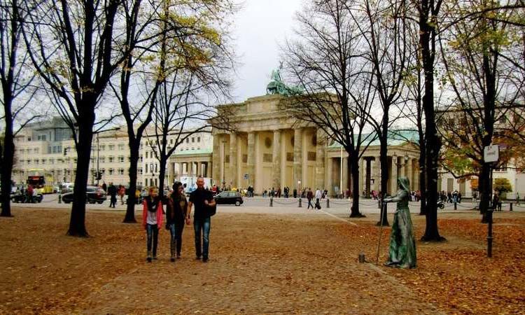 Photo of Berlin in September 1/6 by Enotus
