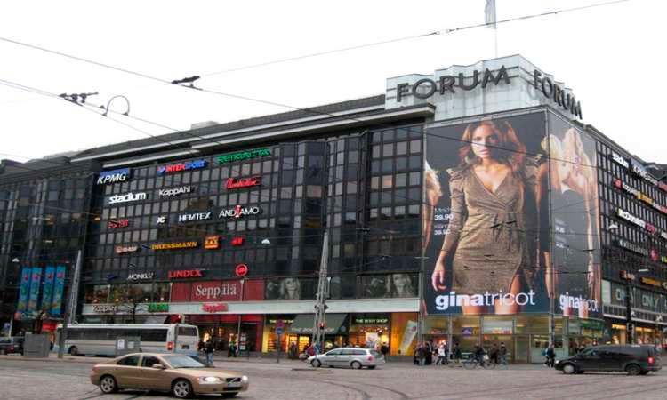 Photo of Shopping in Helsinki 2/5 by Enotus