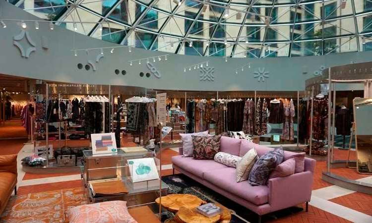 Photo of Shopping in Helsinki 4/5 by Enotus
