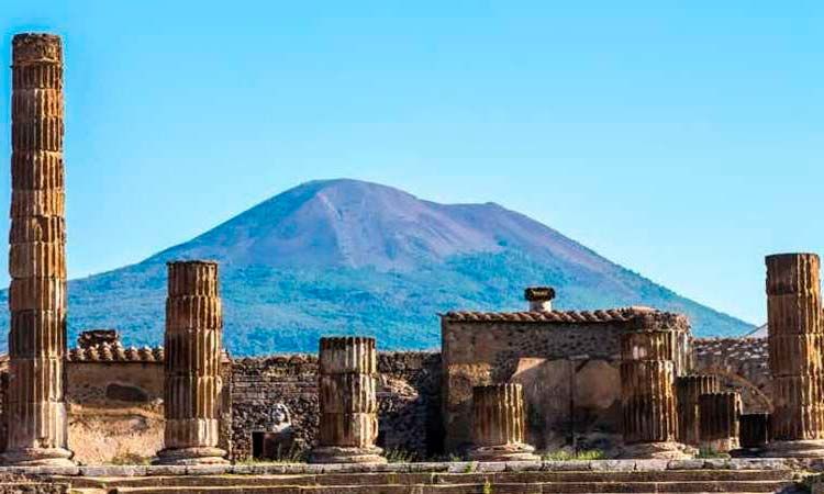 Photo of Excursion to Vesuvius from Naples 1/5 by Enotus