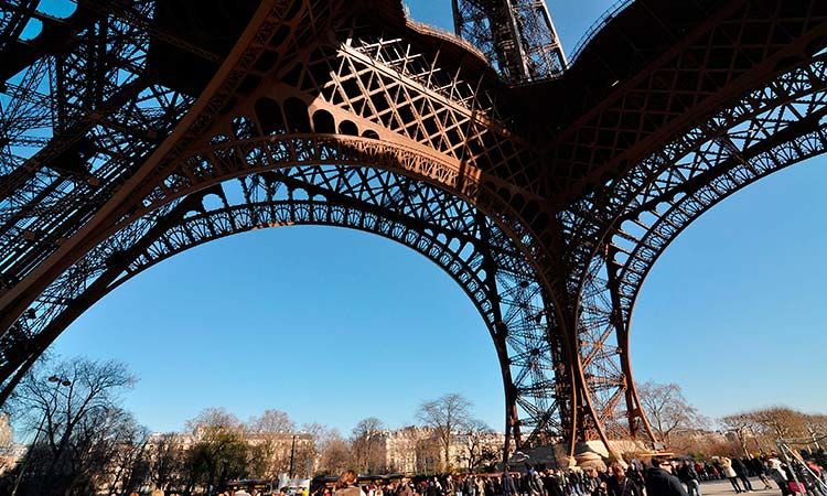 Photo of Tour to the Eiffel Tower 1/5 by Enotus