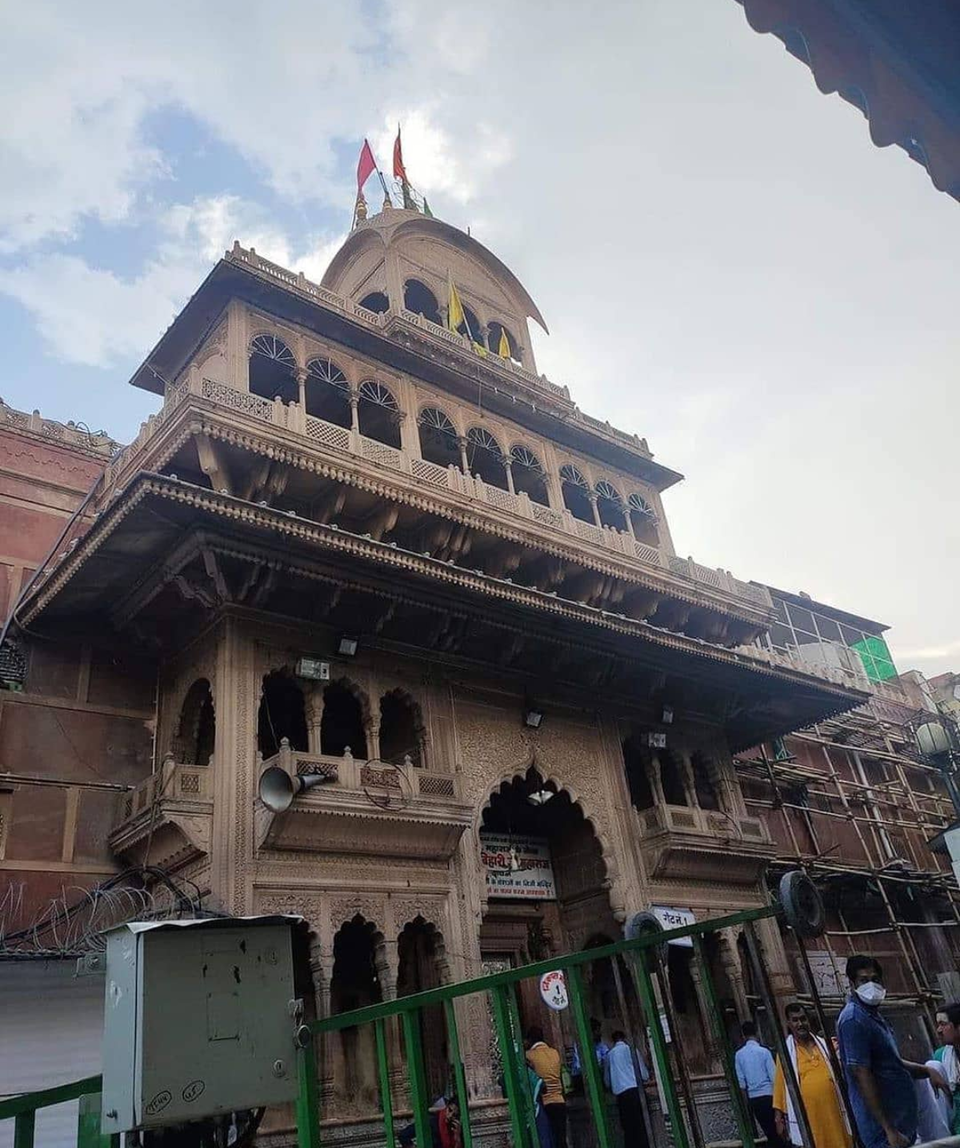 Photo of Banke Bihari Temple, Goda Vihar, Vrindavan, Uttar Pradesh, India by Aditya umre