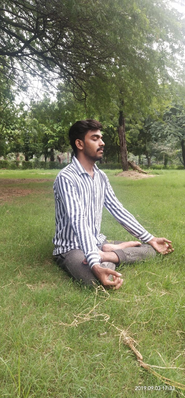 Photo of प्राकृतिक स्थान पर कुछ बुनियादी मध्यस्थता तथा योग कदम… by Rohan Kumar