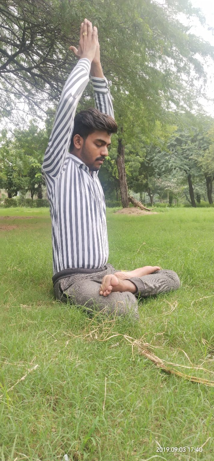 Photo of प्राकृतिक स्थान पर कुछ बुनियादी मध्यस्थता तथा योग कदम… by Rohan Kumar