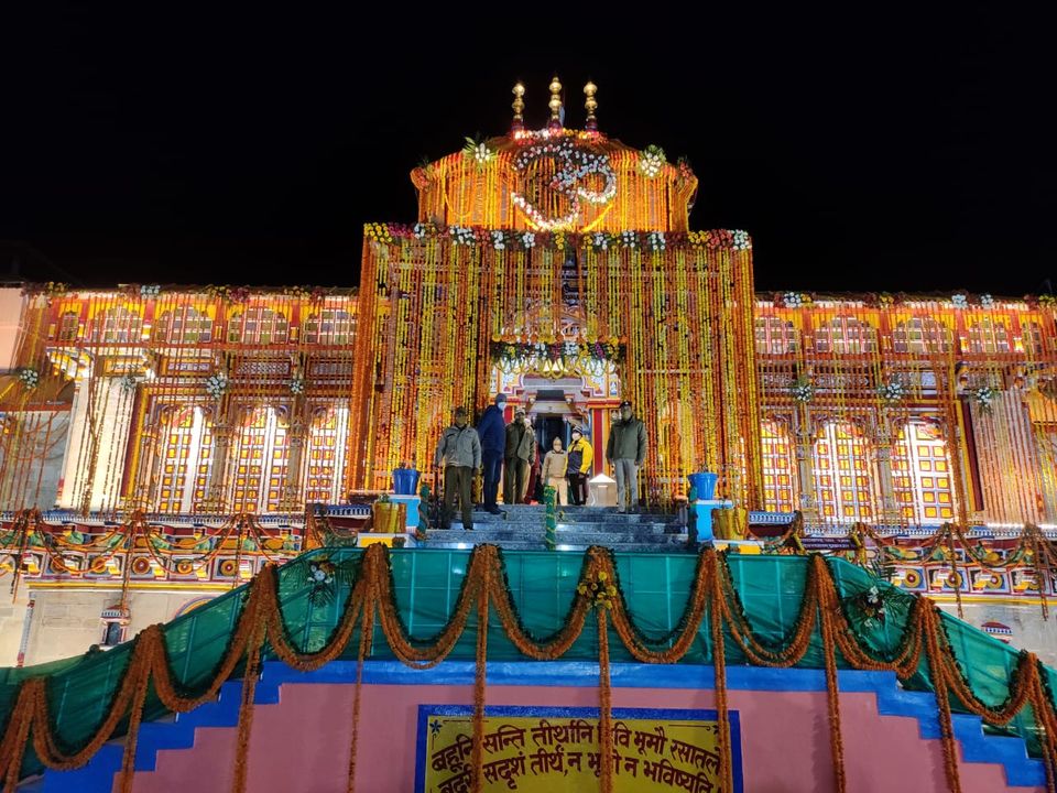 Photo of Badrinath, Uttarakhand, India by Life On Wheels - Abhiksha