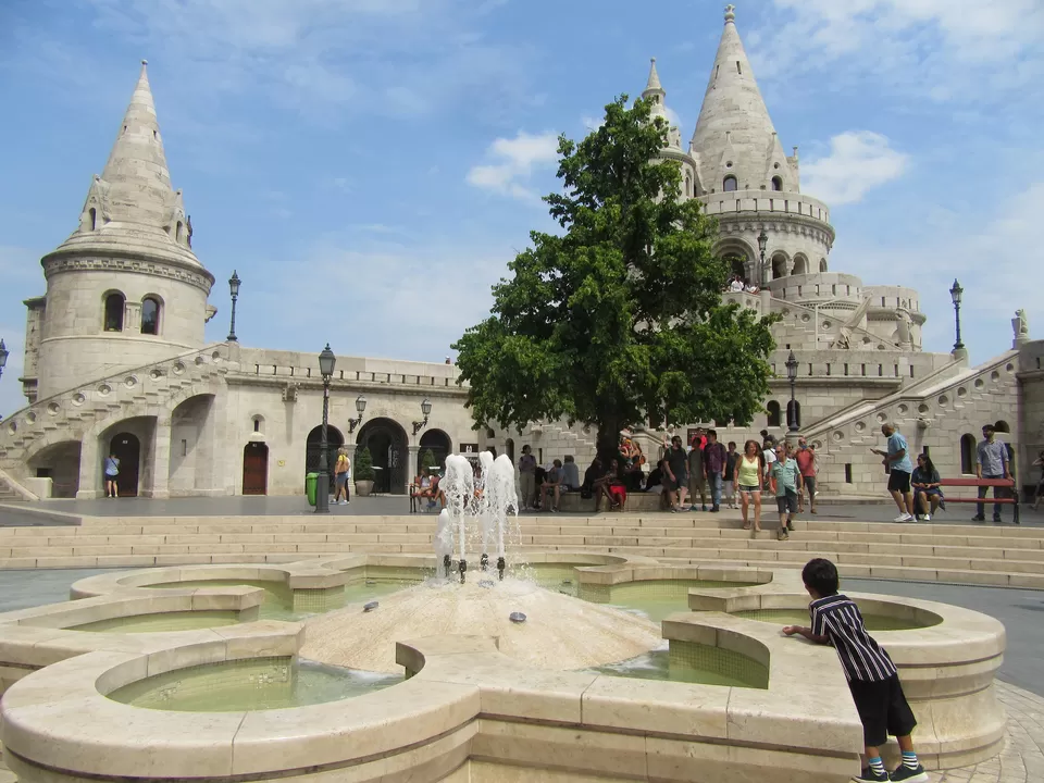 Photo of Budapest, Fisherman's Bastion, Szentháromság tér, Hungary by Sanchita@FunWithFamily