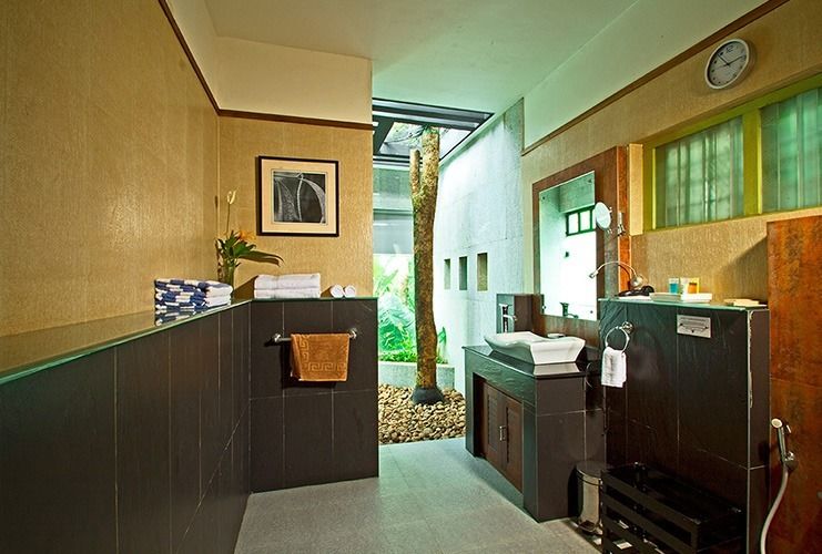 Photo of Aanavilasam Luxury Plantation House for Superb Hospitality and an Experiential Holiday in Thekkady by Roli jain