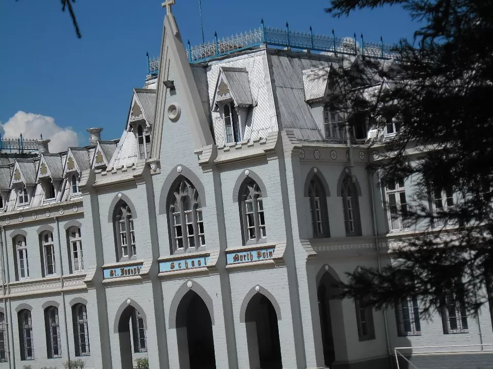 Photo of Darjeeling by Devjani Ghose