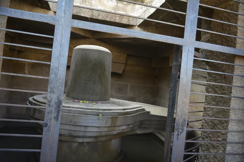 Photo of Lotus Mahal, Hampi, Karnataka, India by Ramadevi Reddy