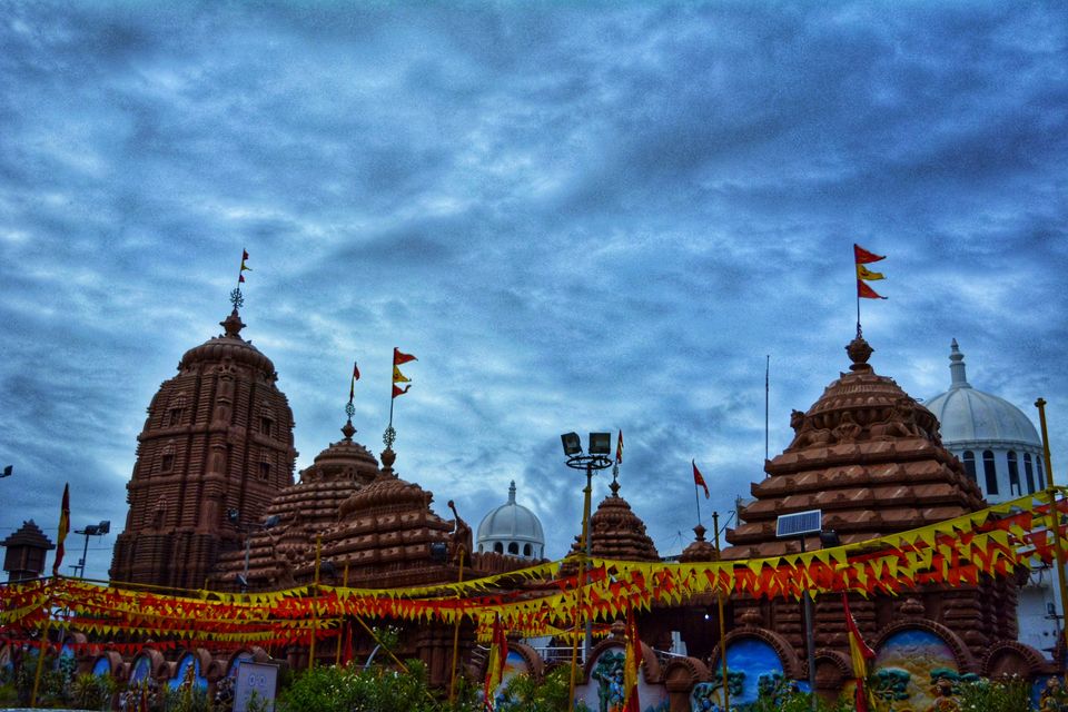 Photo of Day out@Hyd - Peddammathalli temple - Jaganath Temple - Durgam cheruvu by Ramadevi Reddy