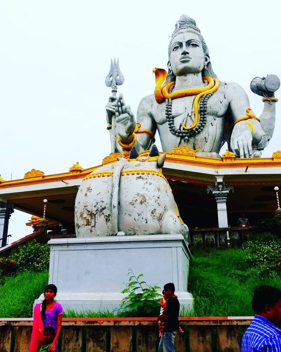 Photo of Murudeshwara Temple and Beach by Deekiru travels