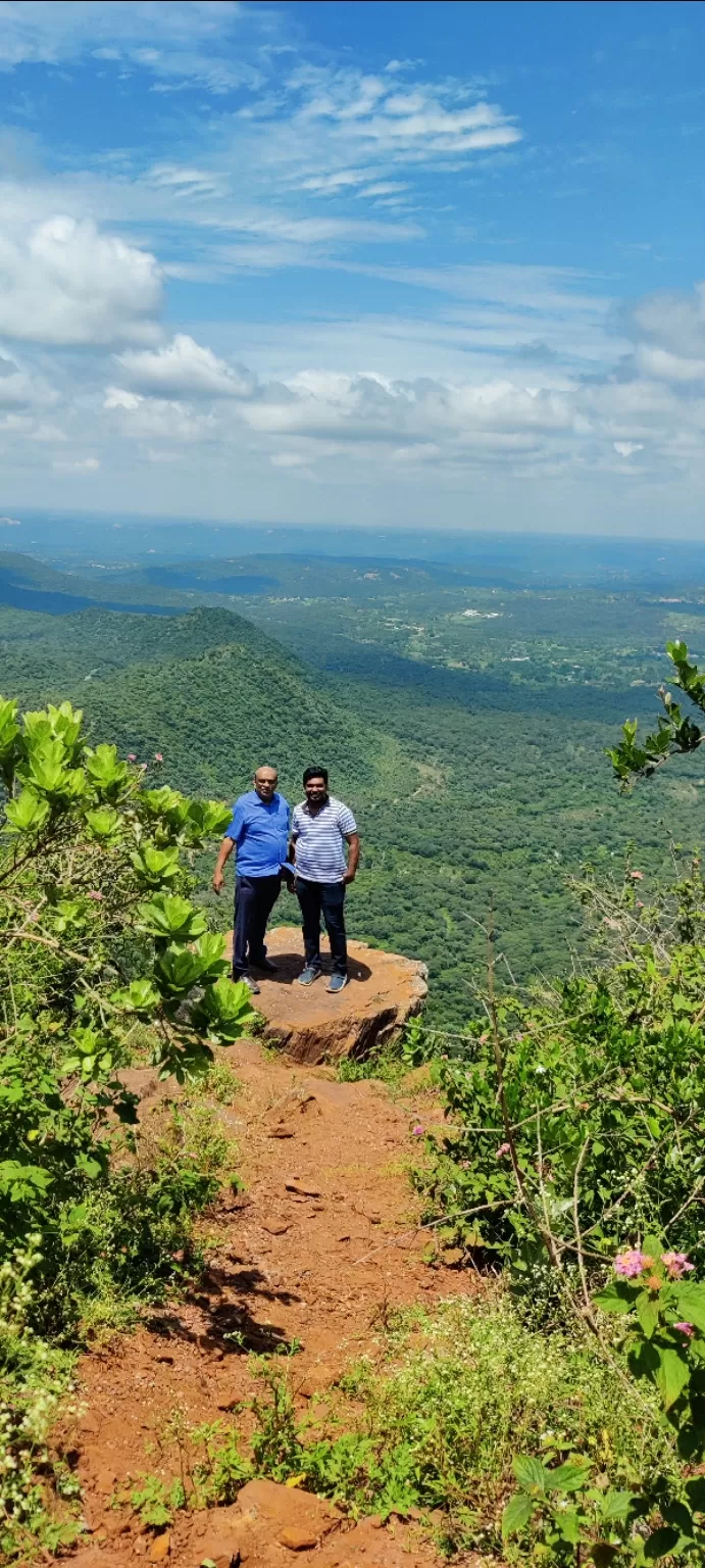 Photo of Mallappa Konda View Point: Confluence of 3 South Indian States! by Jincy Jacob