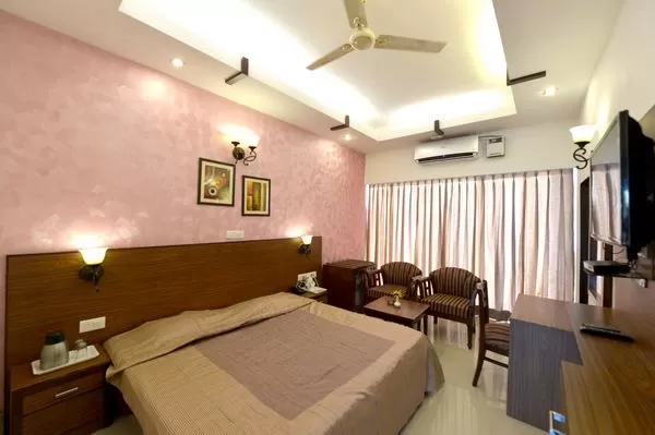 Photo of Lake View Huts and Resort, Lakewood city, Surajkund, Faridabad, Haryana, India by Jhelum Kaushal