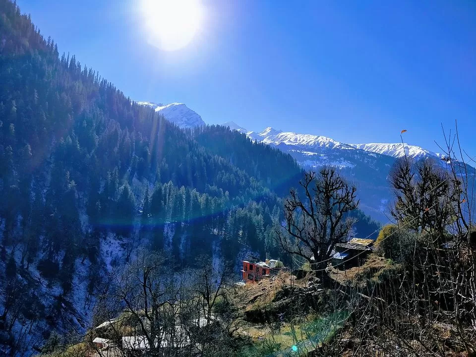 Photo of Tosh, Himachal Pradesh, India by Jhelum Kaushal