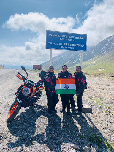 Photo of 25 દેશો ફરી આવેલી સુરતની બાઇકિંગ કવીન્સ ખરેખર અનોખી છે! by Jhelum Kaushal