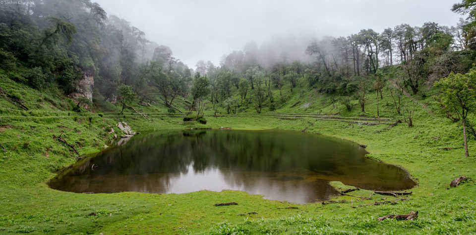Photo of Thamri Kund, Uttarakhand, India by Jhelum Kaushal