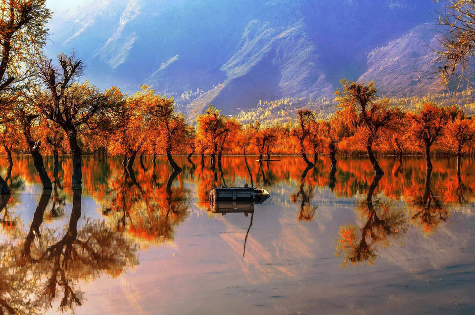 Photo of Wular Lake by Jhelum Kaushal