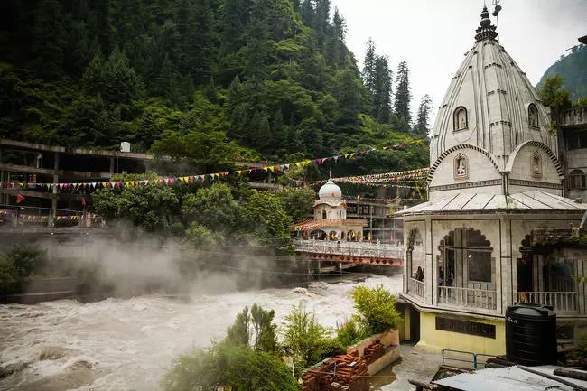 Photo of Manikaran, Himachal Pradesh, India by Jhelum Kaushal