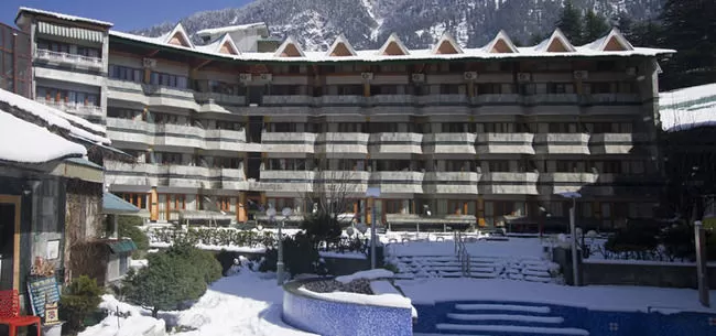 Photo of Hotel Piccadily Manali, Mall Road, Siyal, Manali, Himachal Pradesh, India by Jhelum Kaushal