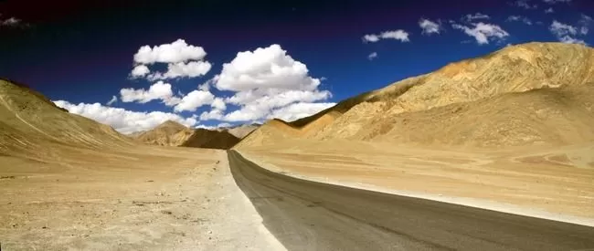 Photo of Magnetic Hill, Srinagar - Ladakh Highway by Jhelum Kaushal