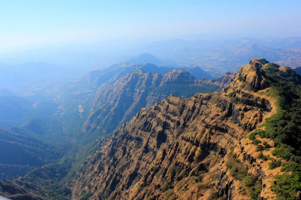 Photo of Mahabaleshwar, Maharashtra, India by Jhelum Kaushal