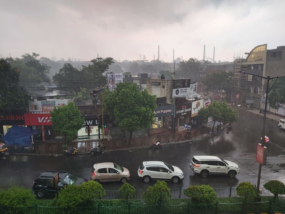 Photo of અજાણ્યા શહેરમાં 14 Days Quarantine: એક બારીમાંથી જોયેલી જમશેદપુરની ઝલક by Jhelum Kaushal