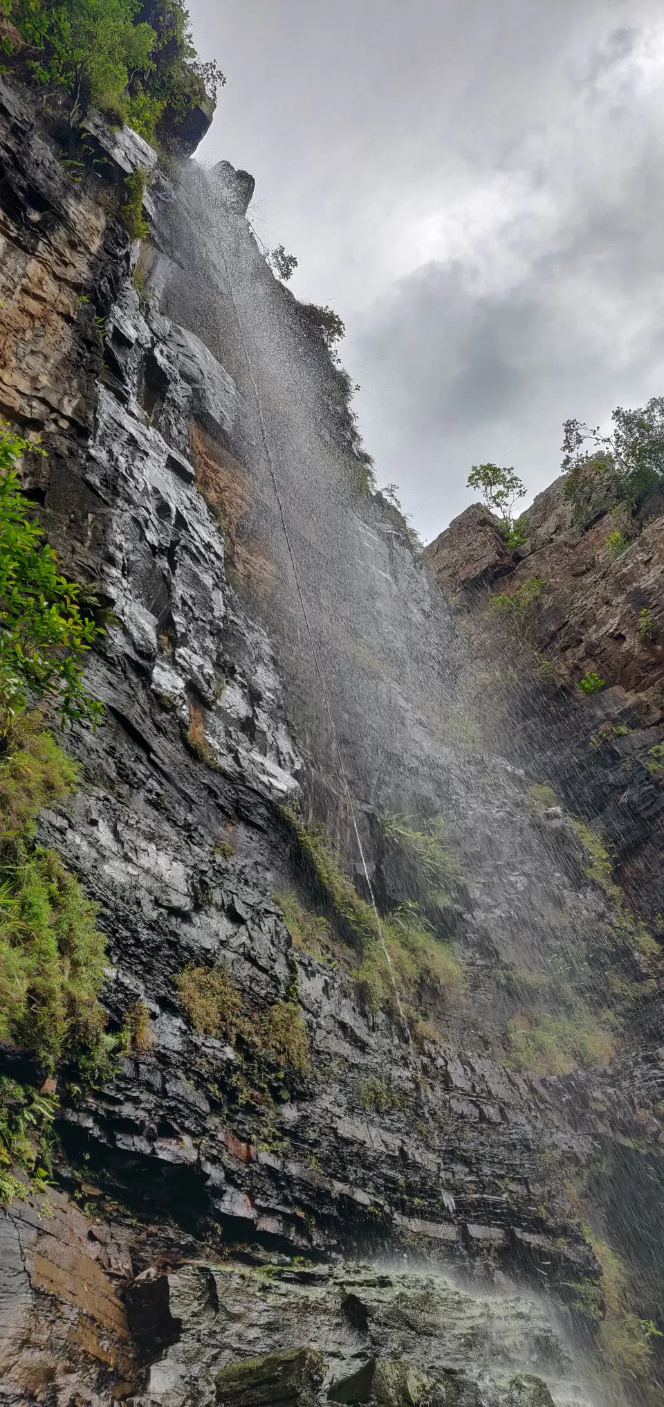 Photo of Talakona Waterfalls, Tirupathi, Andhra Pradesh, India by Bhavya shetty
