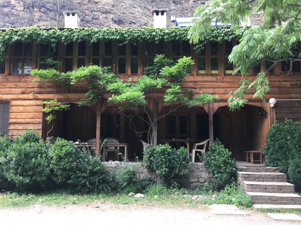 Photo of Tirthan Valley, Kullu, Himachal Pradesh, India by Vinnie Singh