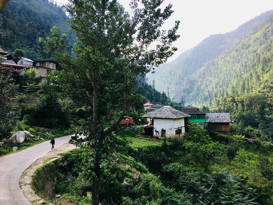 Photo of Tirthan Valley, Kullu, Himachal Pradesh, India by Vinnie Singh
