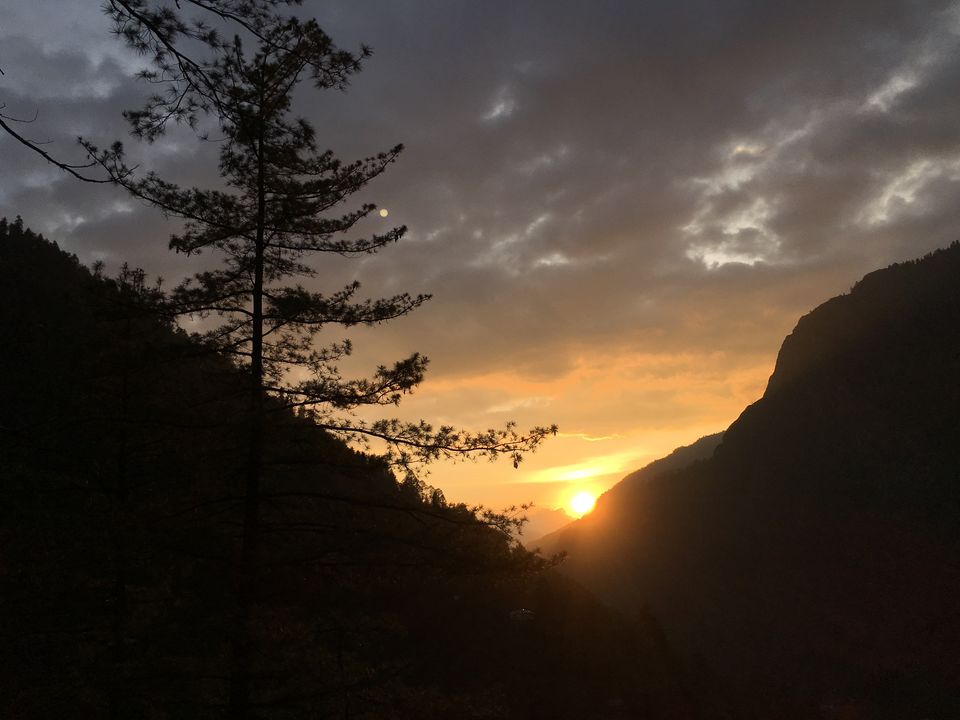 Photo of Tirthan Valley, Kullu, Himachal Pradesh, India by Vinnie Singh