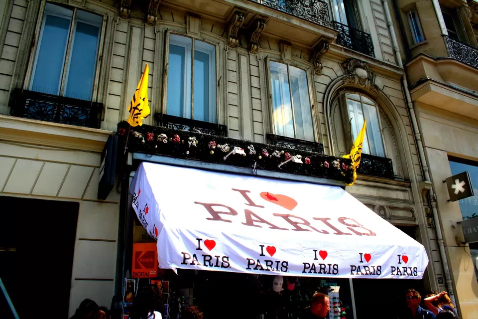 Photo of Paris, France by Ryb Palak Shetty