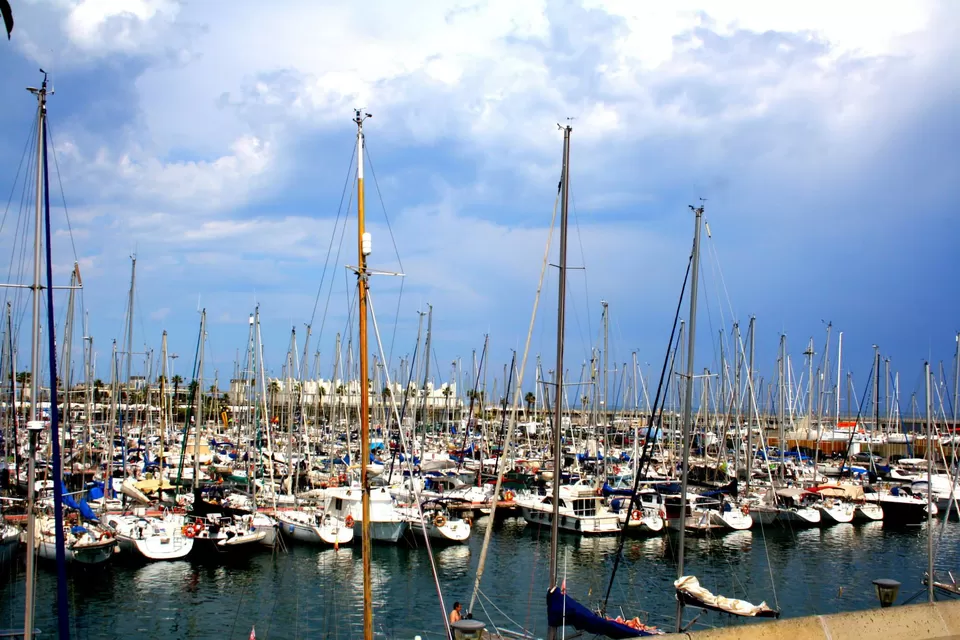 Photo of Barcelona, Spain by Ryb Palak Shetty