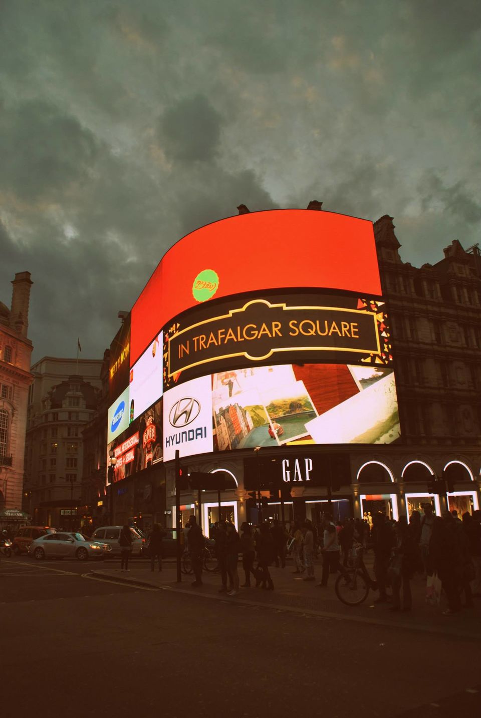 Photo of London Phantom 2/4 by Ryb Palak Shetty