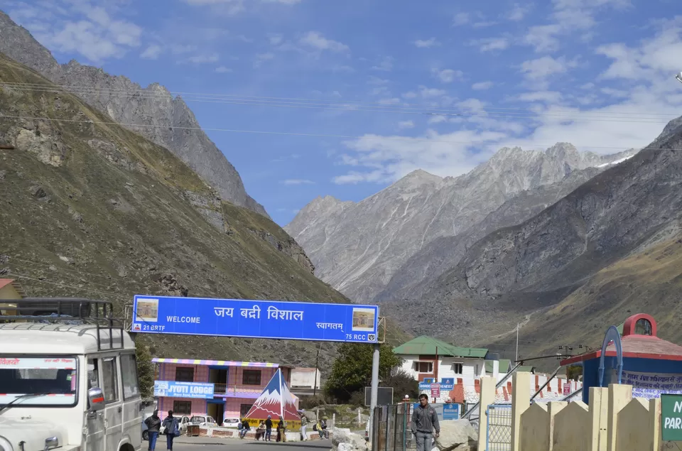 Photo of Badrinath, Uttarakhand, India by Deepak Adhikari