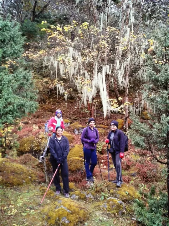 Photo of Everest Base Camp Trekking Route, Khumjung, Eastern Region, Nepal by Dhananjay Dev Sharma