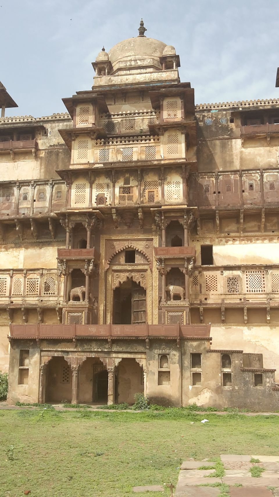 Photo of ओरछा किला - भव्यता और दोस्ती का प्रतीक by Kalpana Srivastav