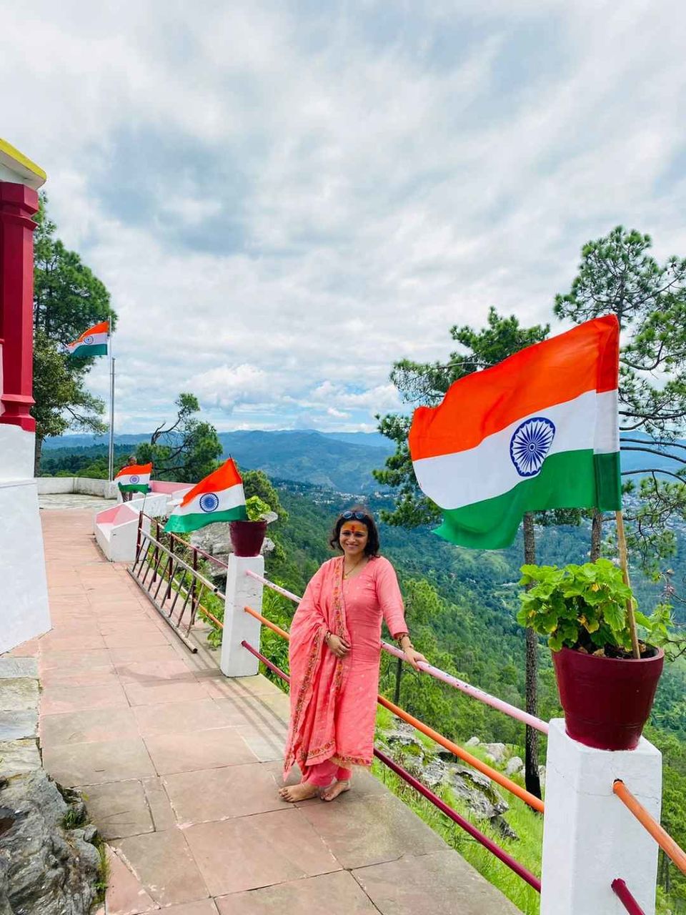 Photo of One of the Hidden Jewels in Uttarakhand: Kasar Devi by Na_ghar_hai_na_thikana (Deeksha Joshi)